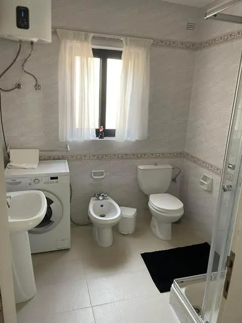 Spacious 3 Bedroom Apartment In The Heart Of St Julians San Ġiljan