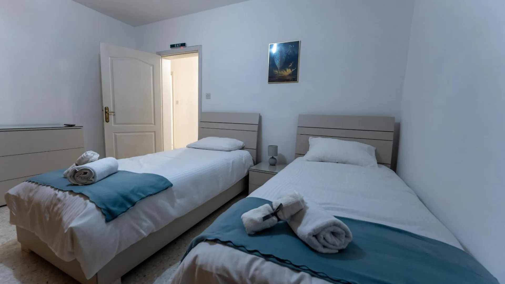 Spacious 3 Bedroom Apartment In The Heart Of St Julians San Ġiljan