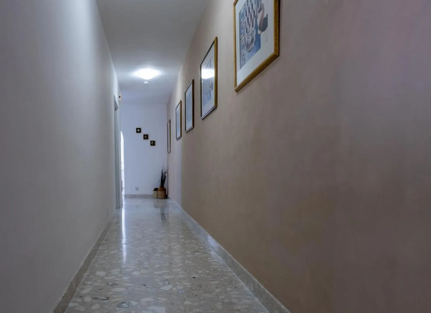 Spacious 3 Bedroom Apartment In The Heart Of St Julians San Ġiljan 0*,